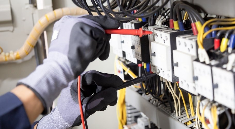 Choosing the Right Electrical Testing Service