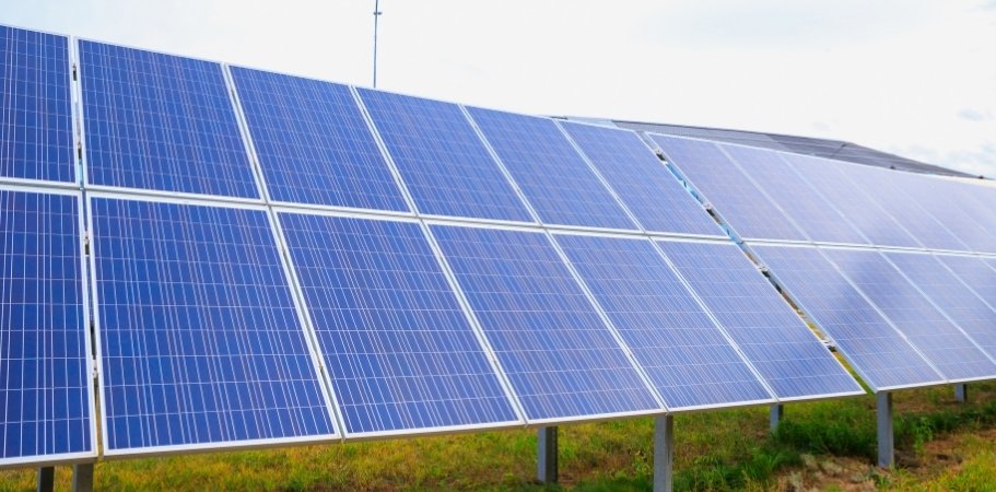 What Are Ground Mounted Solar Panels
