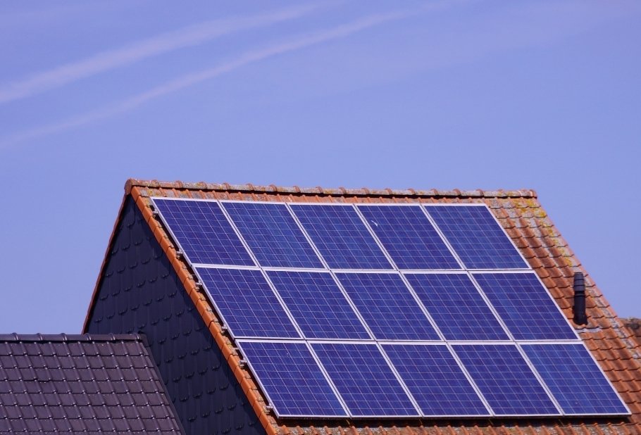 Who Qualifies for Free Solar Panel Schemes