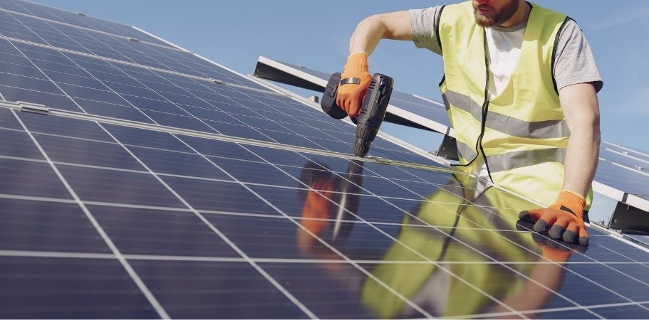 The Role of Professional Inspection in Solar Panel Service